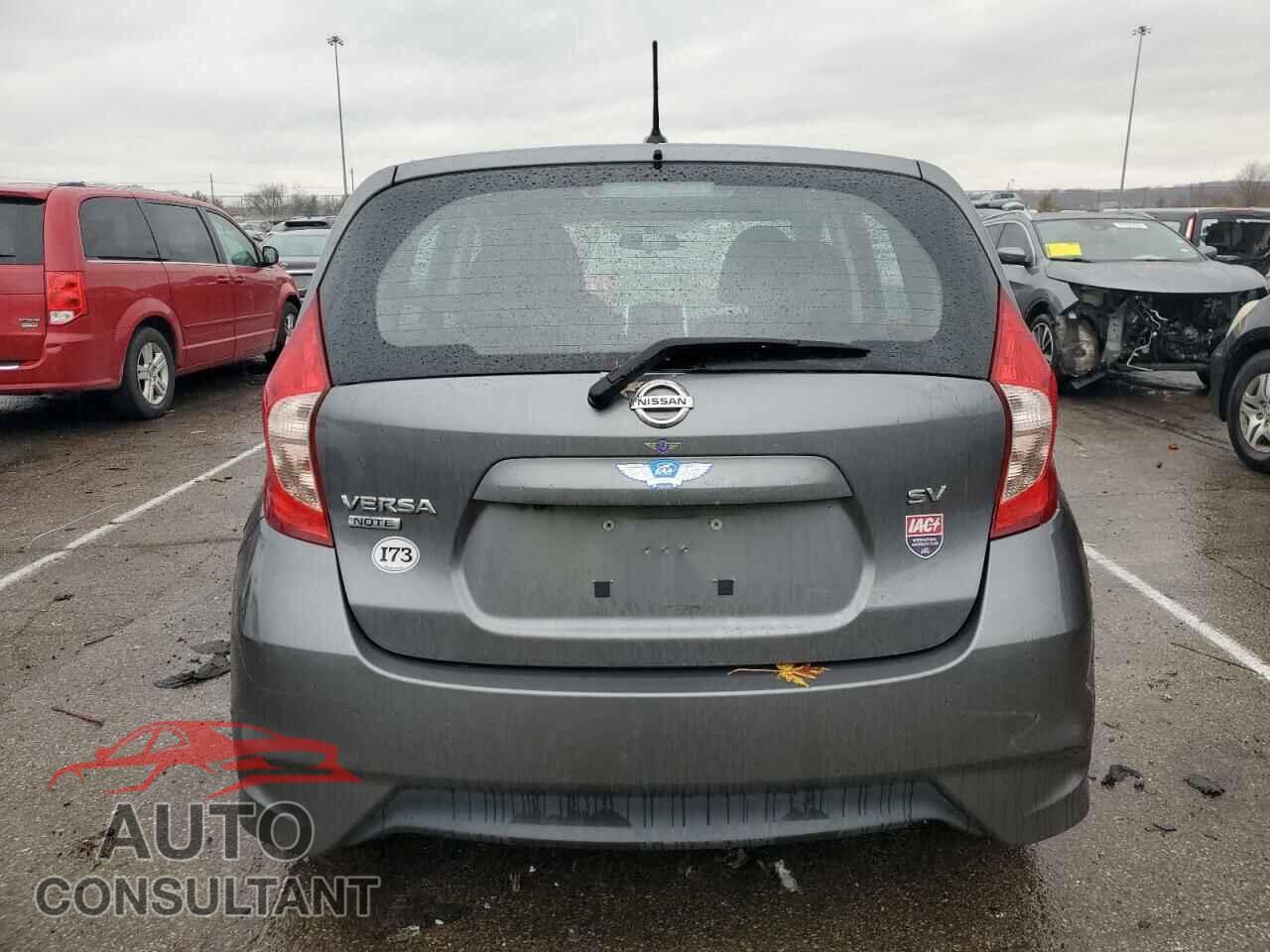 NISSAN VERSA 2018 - 3N1CE2CP6JL362652