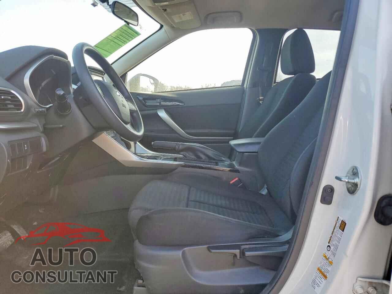 MITSUBISHI ECLIPSE 2018 - JA4AS3AAXJZ064562