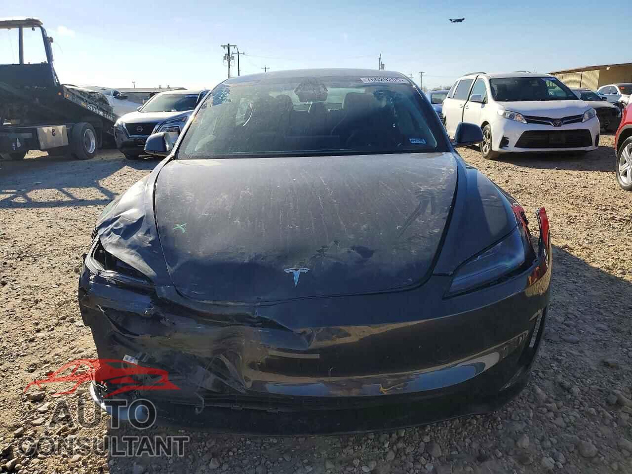 TESLA MODEL 3 2024 - 5YJ3E1ET6RF787428