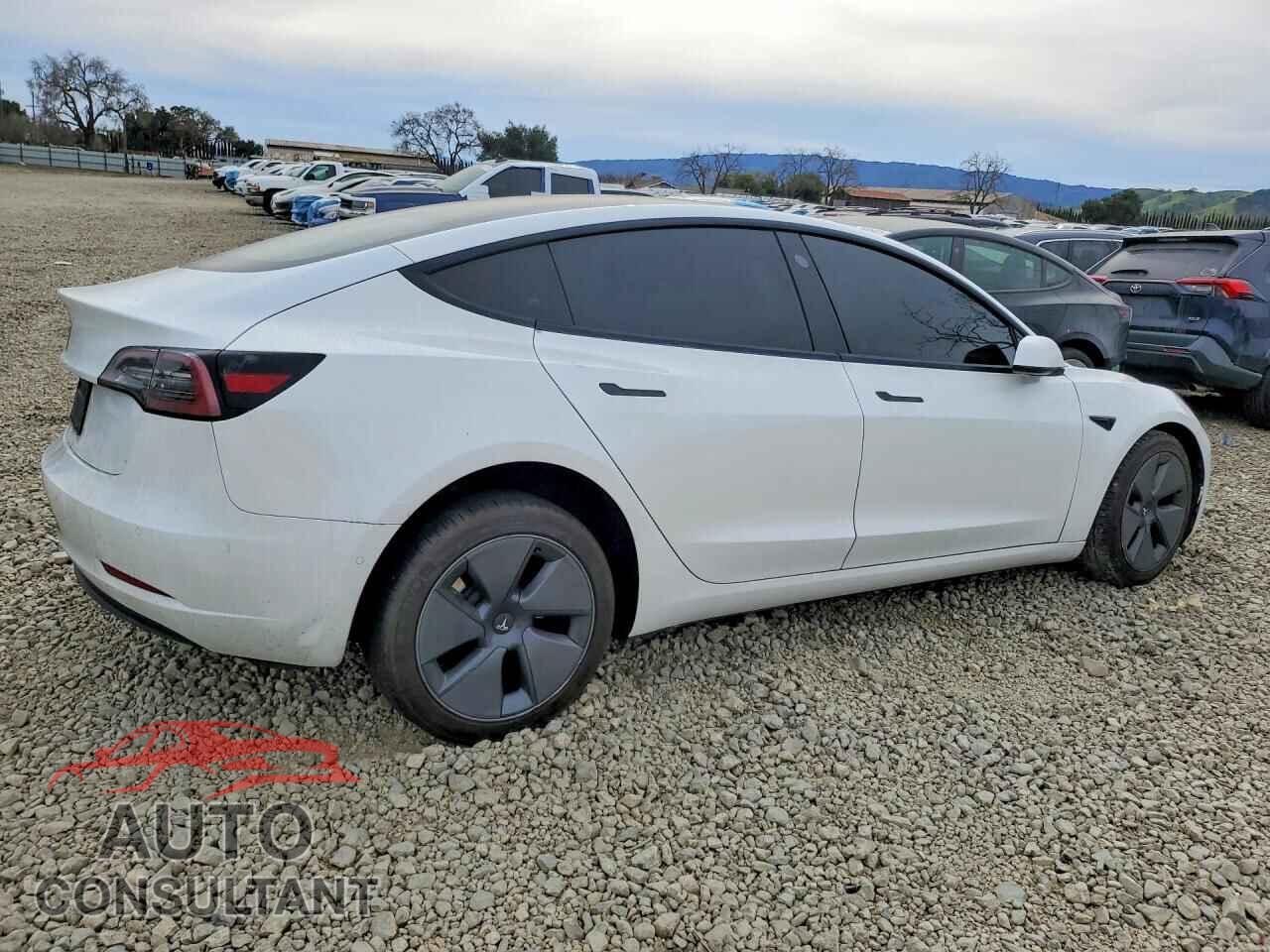 TESLA MODEL 3 2021 - 5YJ3E1EA3MF940371