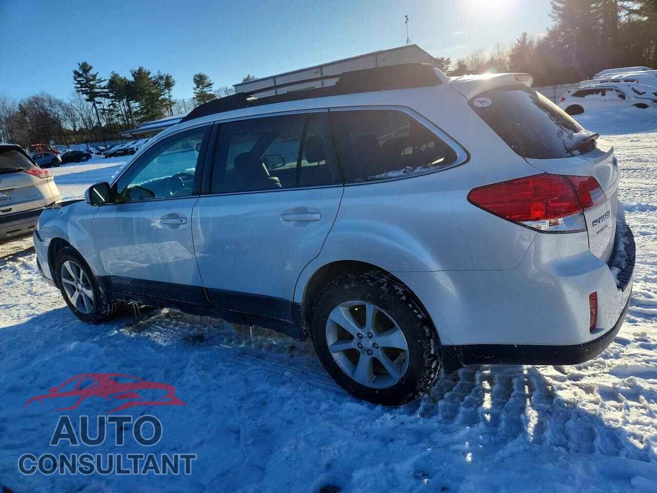 SUBARU OUTBACK 2013 - 4S4BRBKC5D3200230