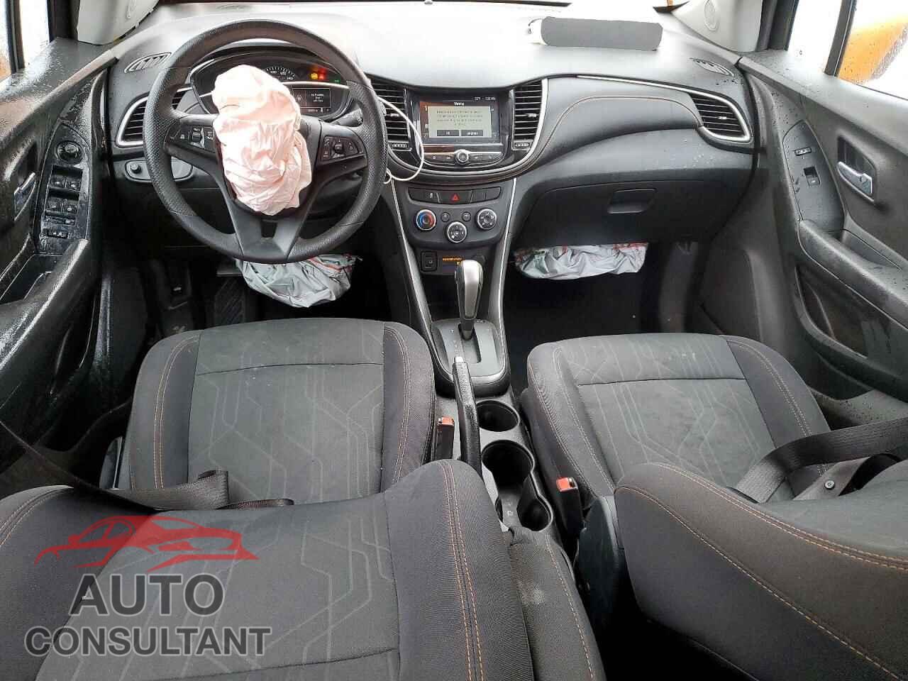 CHEVROLET TRAX 2017 - 3GNCJPSB3HL177326