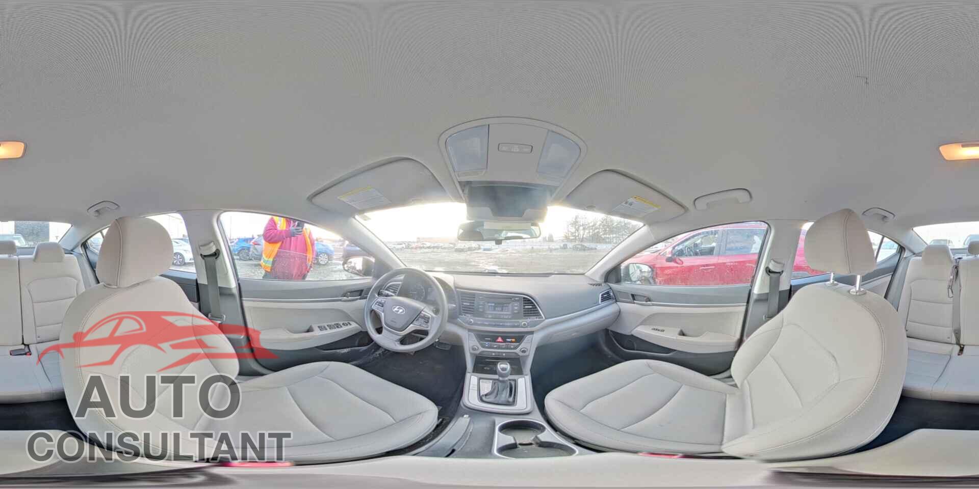 HYUNDAI ELANTRA 2018 - 5NPD74LF0JH257281