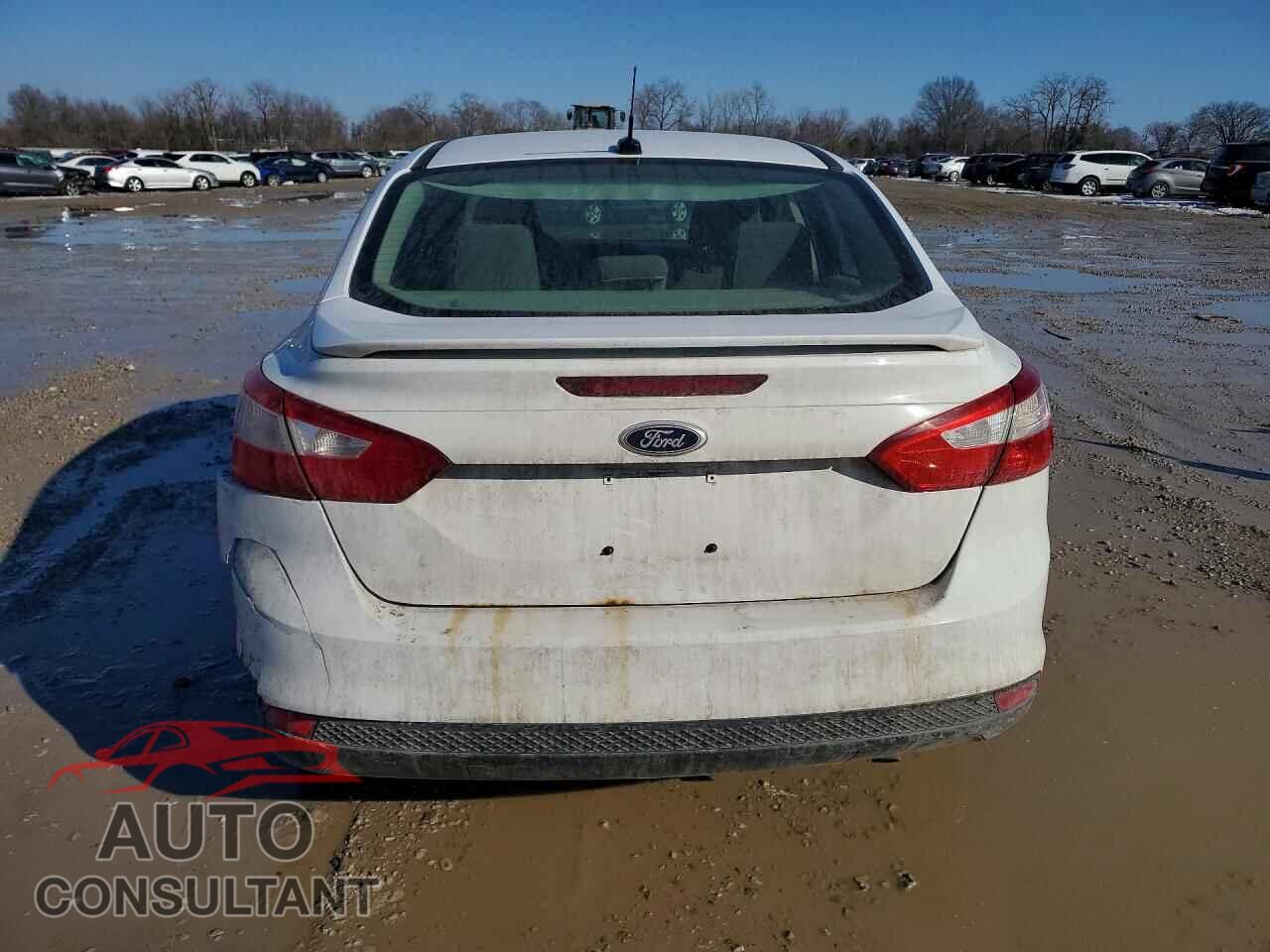 FORD FOCUS 2013 - 1FADP3F2XDL122575
