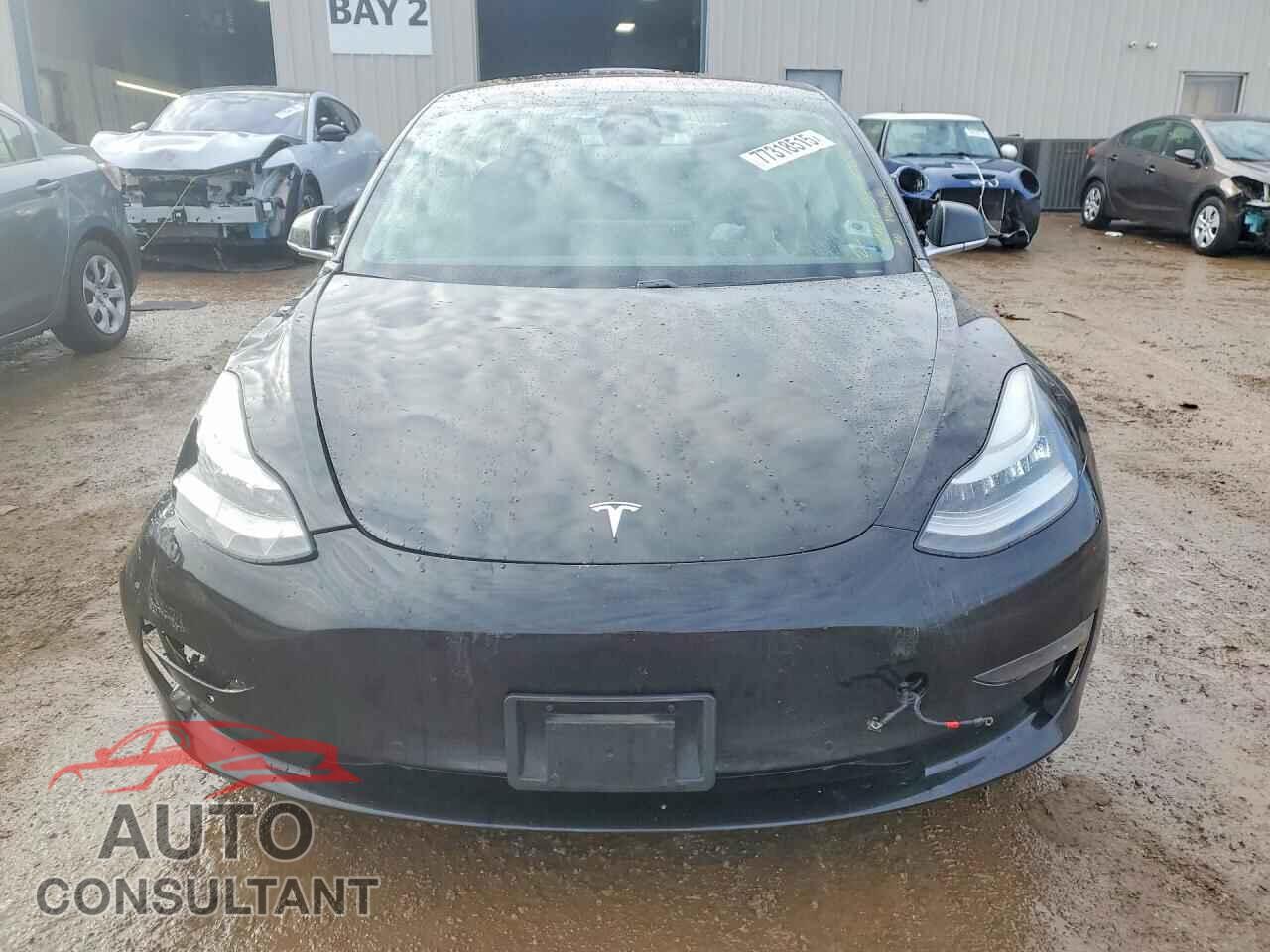 TESLA MODEL 3 2018 - 5YJ3E1EB0JF068431