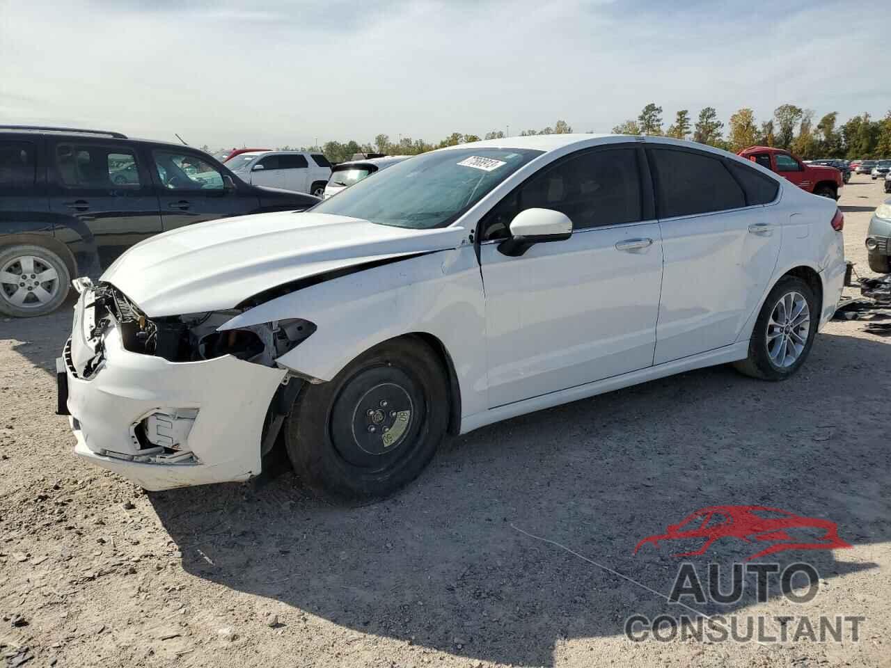 FORD FUSION 2020 - 3FA6P0LU8LR267059