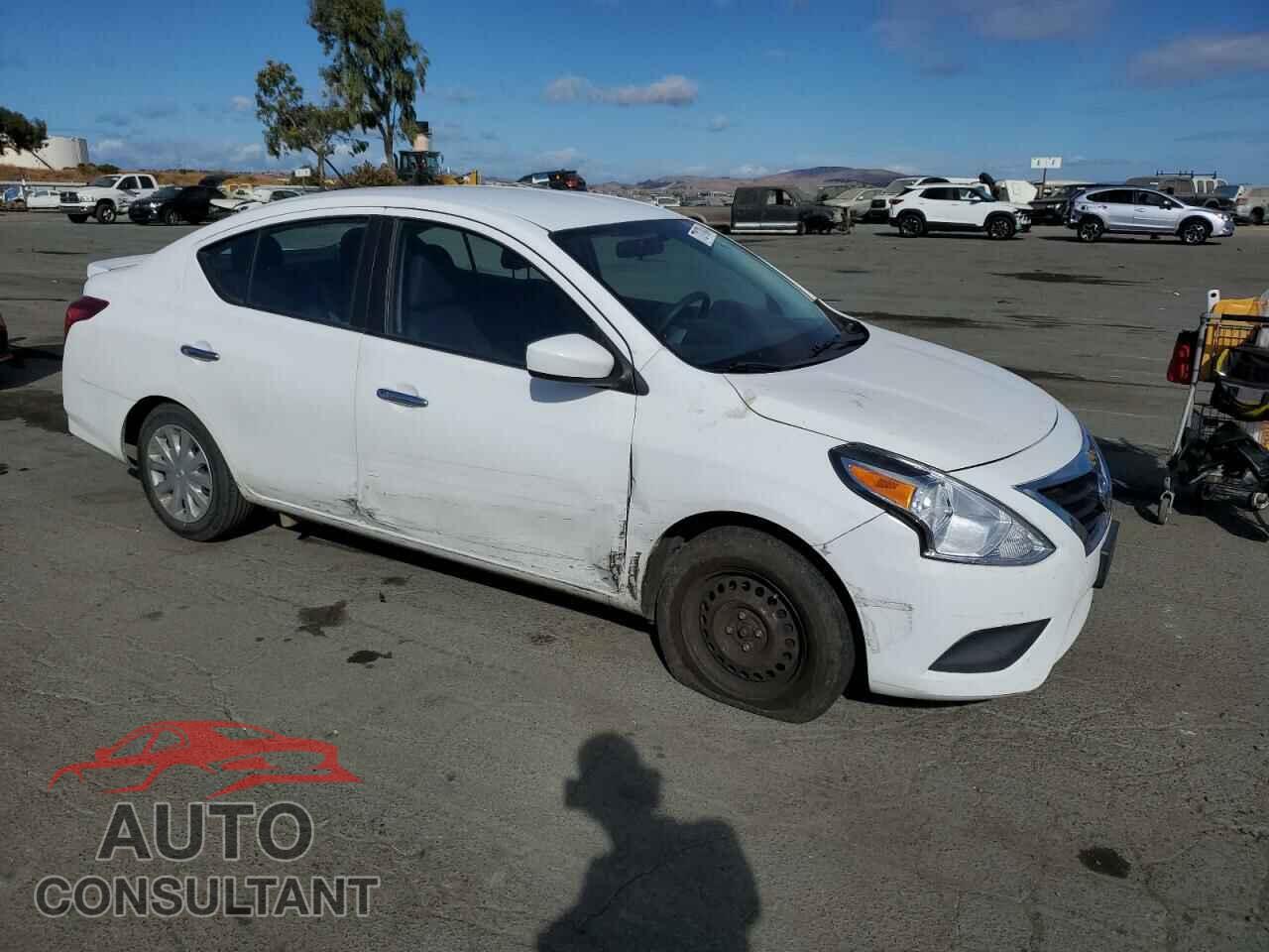 NISSAN VERSA 2016 - 3N1CN7AP3GL808037