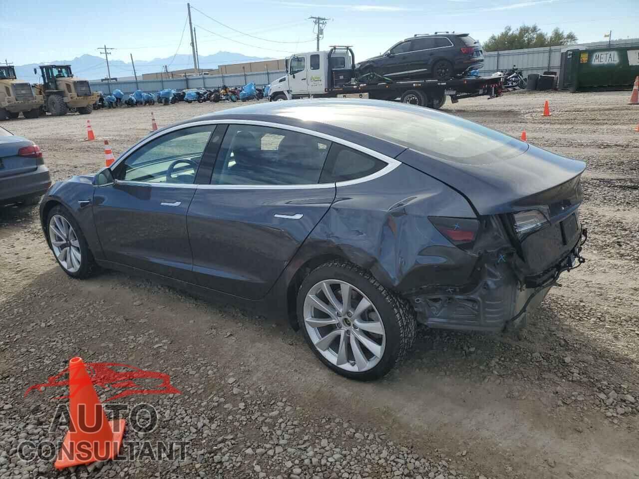 TESLA MODEL 3 2020 - 5YJ3E1EB5LF650821