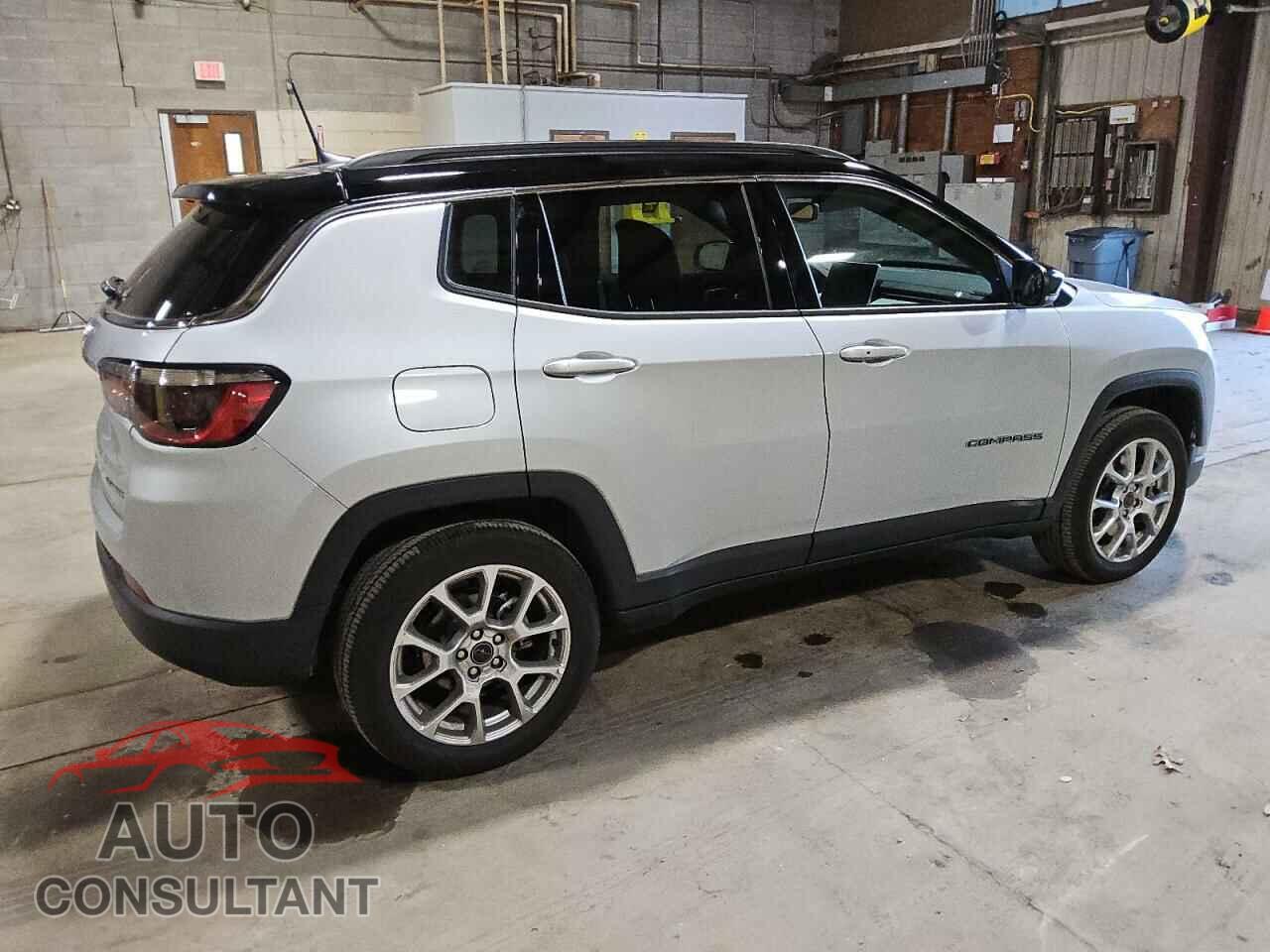 JEEP COMPASS 2025 - 3C4NJDCN3ST512827