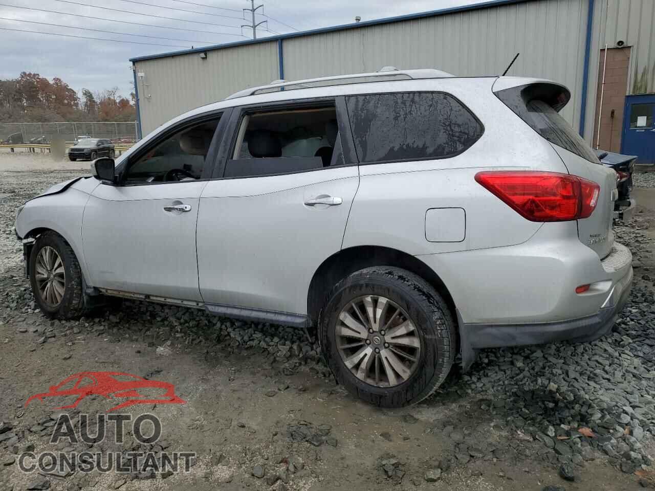 NISSAN PATHFINDER 2017 - 5N1DR2MM0HC634401