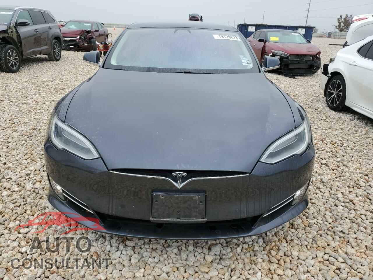 TESLA MODEL S 2017 - 5YJSA1E25HF224268