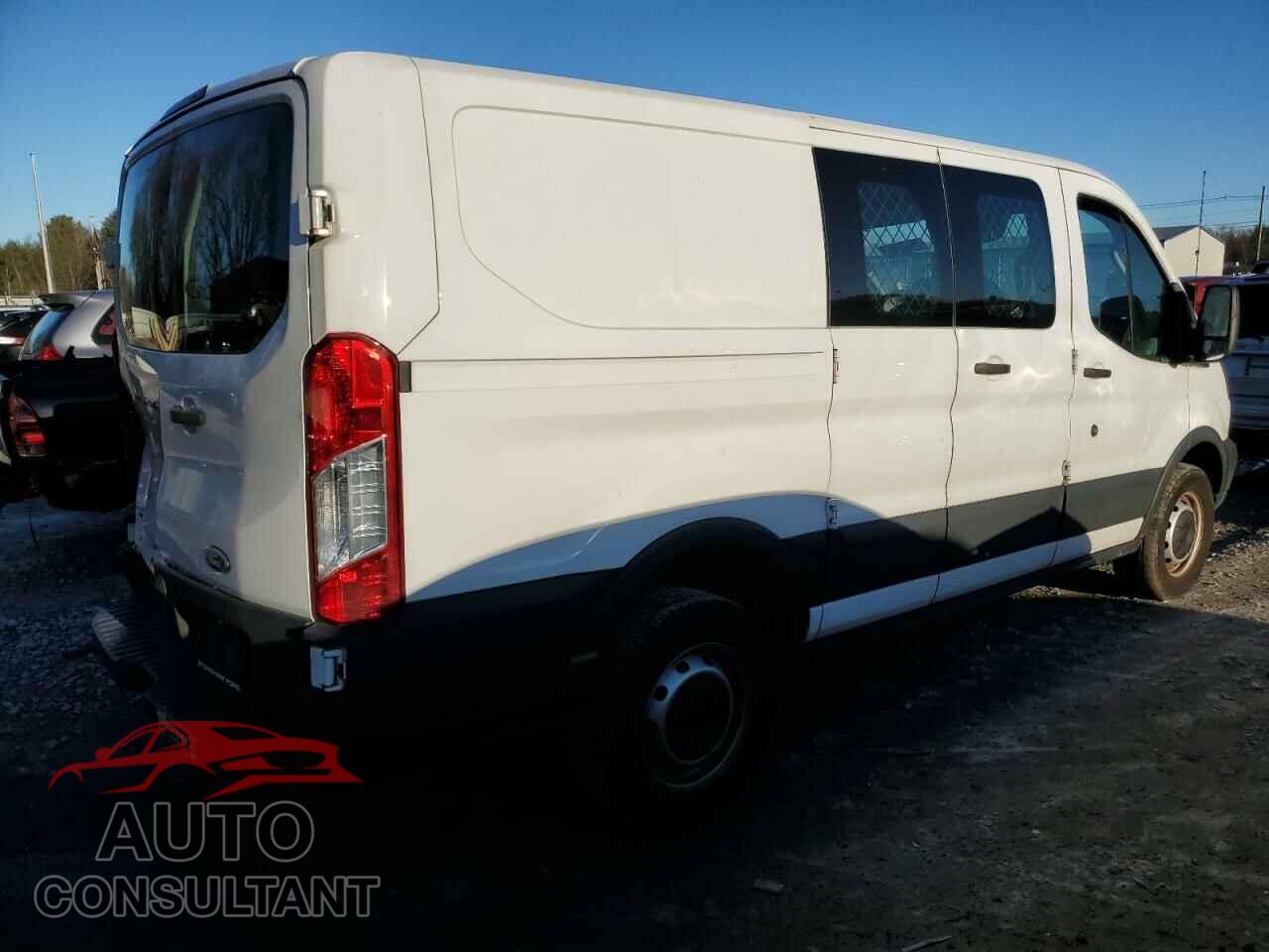 FORD TRANSIT 2019 - 1FTYR1ZMXKKA03841