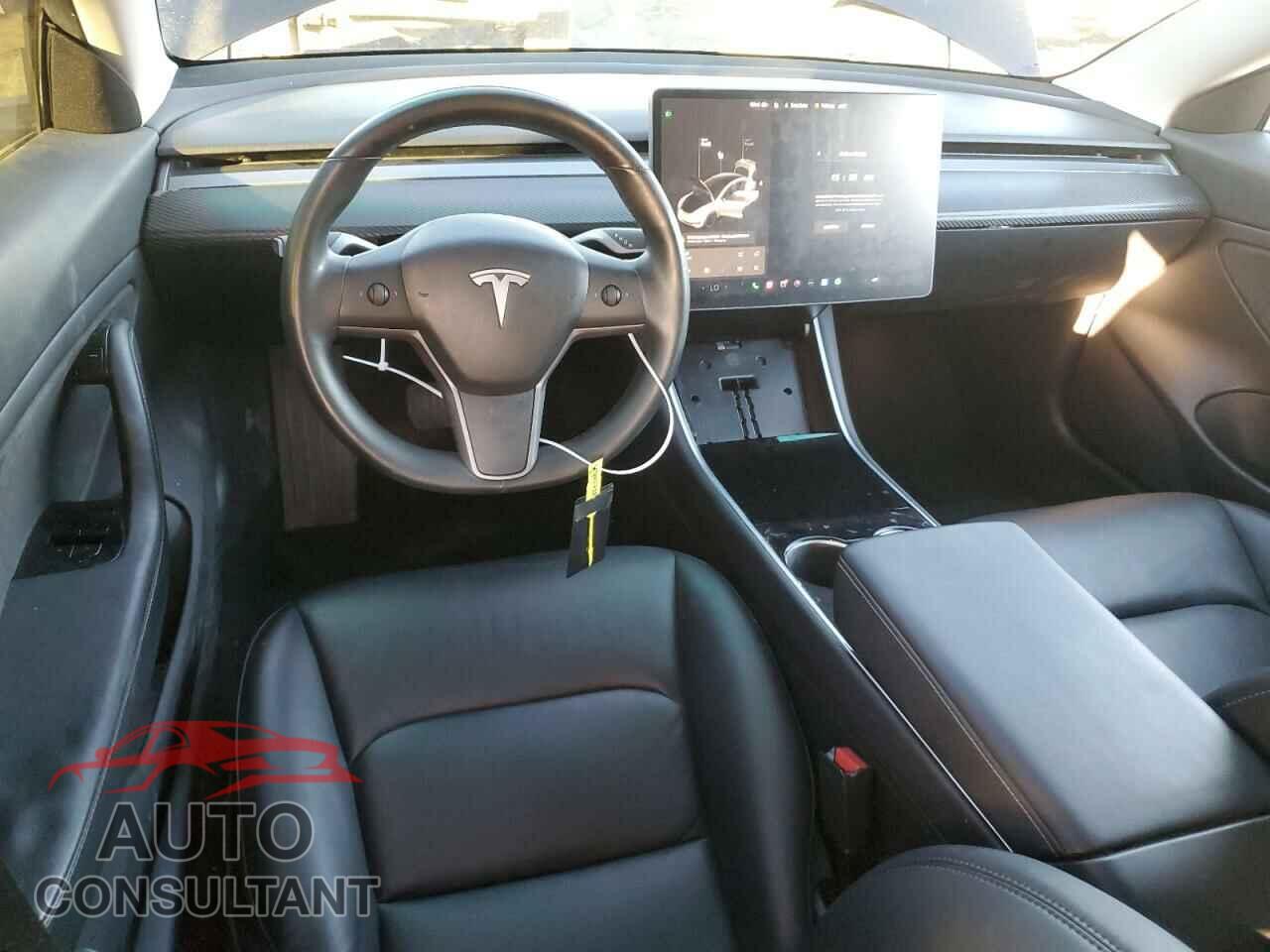 TESLA MODEL 3 2018 - 5YJ3E1EB5JF127764