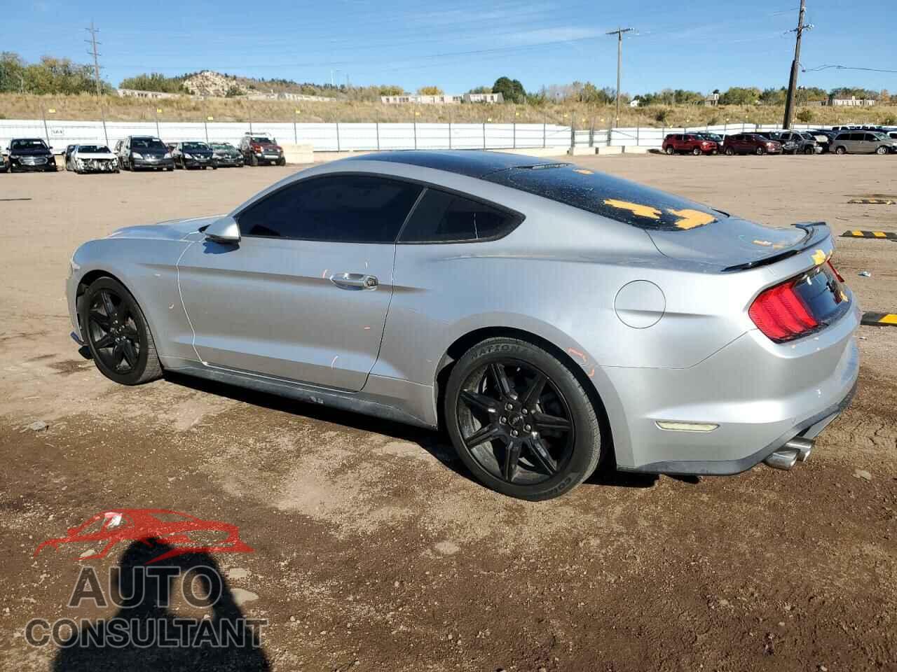 FORD MUSTANG 2018 - 1FA6P8CF8J5128324
