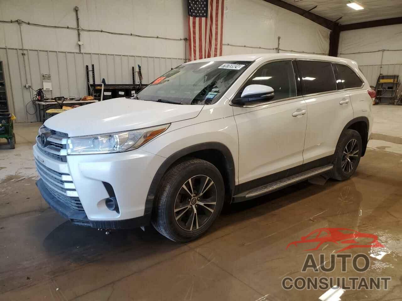 TOYOTA HIGHLANDER 2019 - 5TDZARFH2KS050548