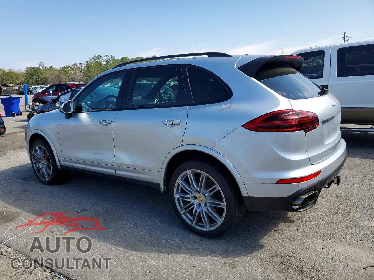 PORSCHE CAYENNE 2017 - WP1AA2A23HKA86349