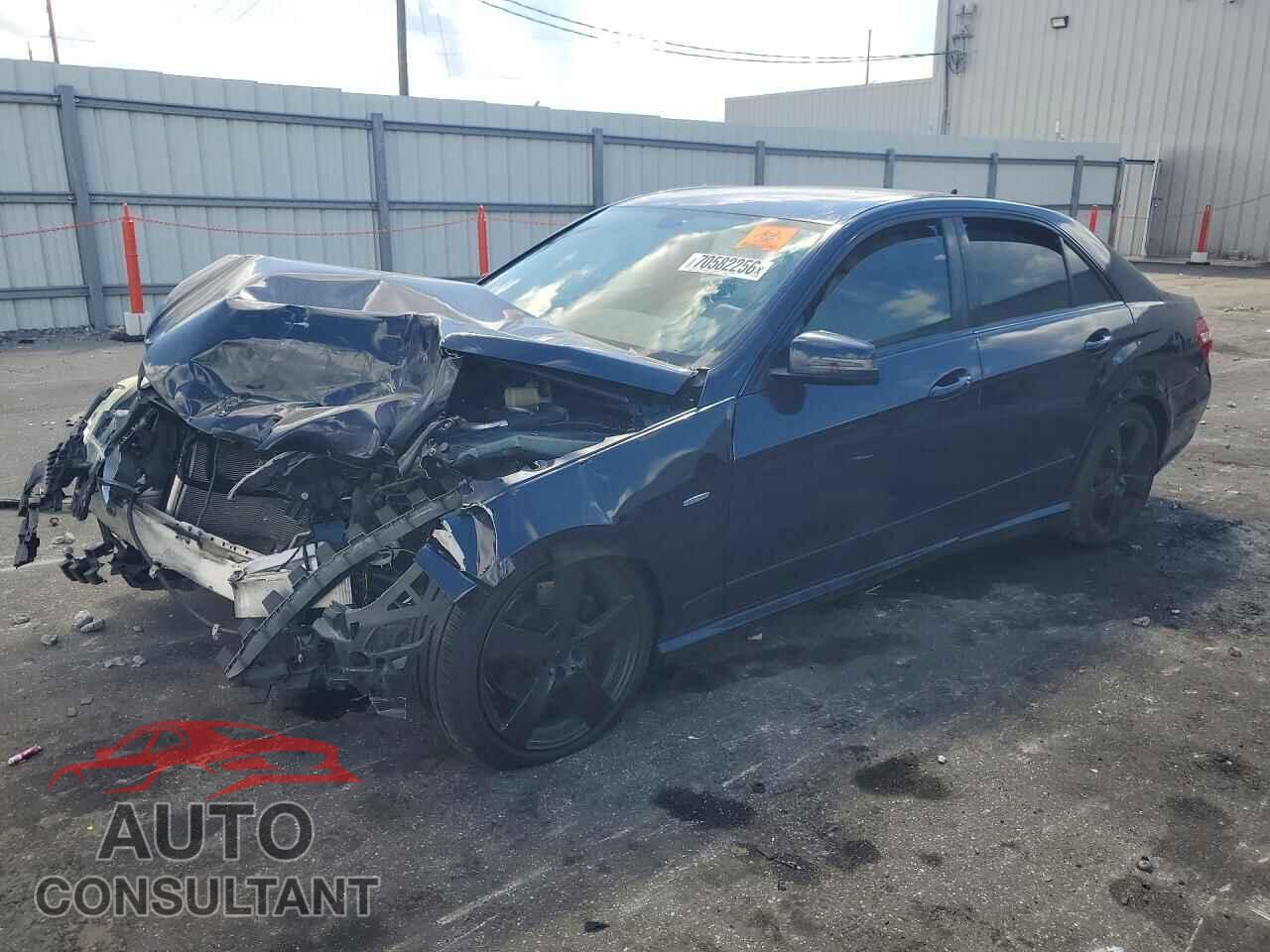 MERCEDES-BENZ E-CLASS 2012 - WDDHF5KB5CA588589