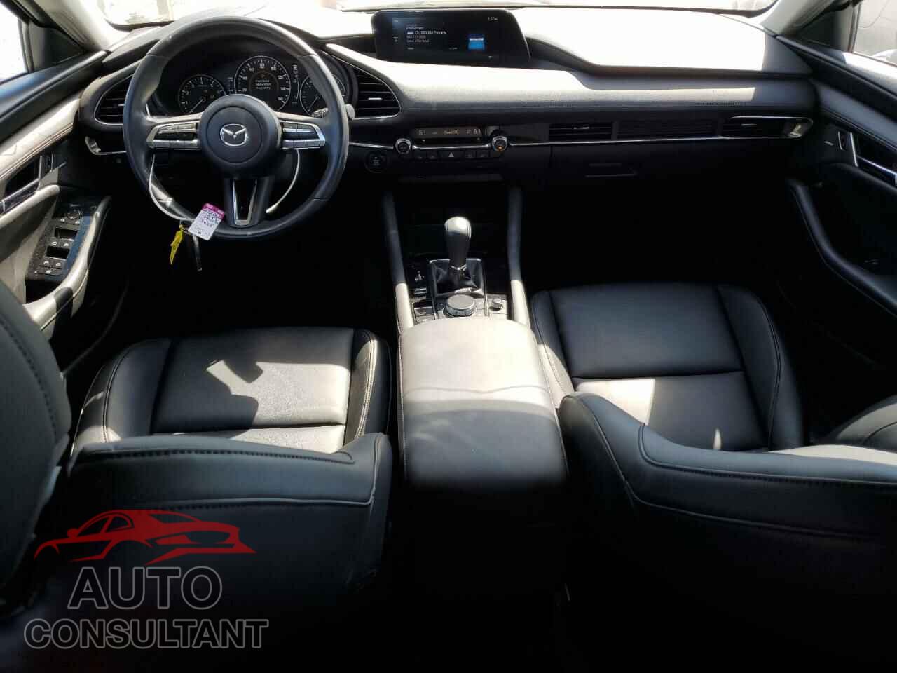 MAZDA 3 2019 - JM1BPACLXK1109028