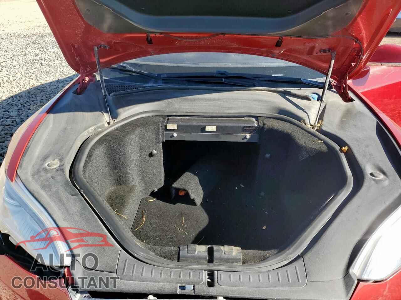 TESLA MODEL S 2014 - 5YJSA1S12EFP44225