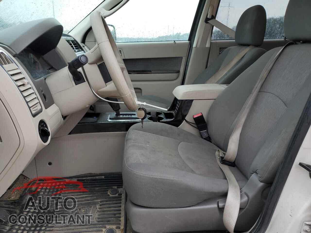 MAZDA TRIBUTE 2011 - 4F2CY0C73BKM03721