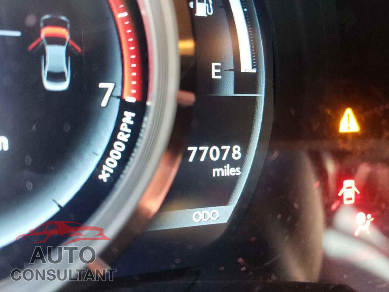 LEXUS IS 2016 - JTHBA1D22G5012069