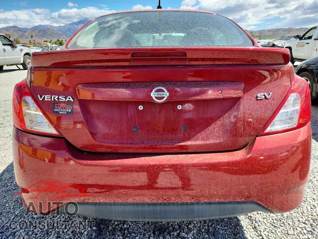 NISSAN VERSA 2017 - 3N1CN7AP3HL811277