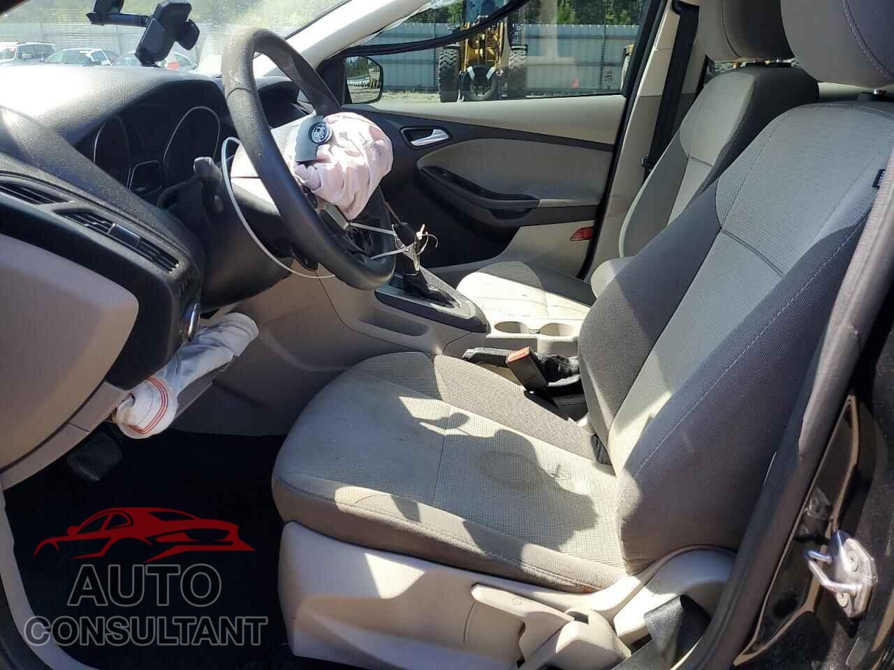 FORD FOCUS 2014 - 1FADP3F21EL448699