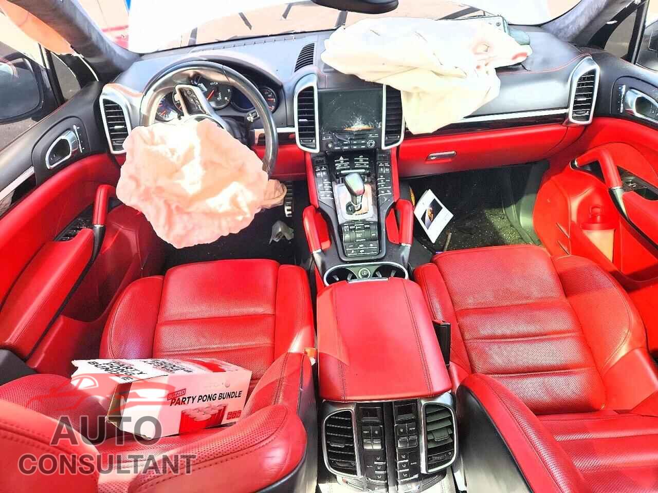 PORSCHE CAYENNE 2018 - WP1AD2A26JLA80410