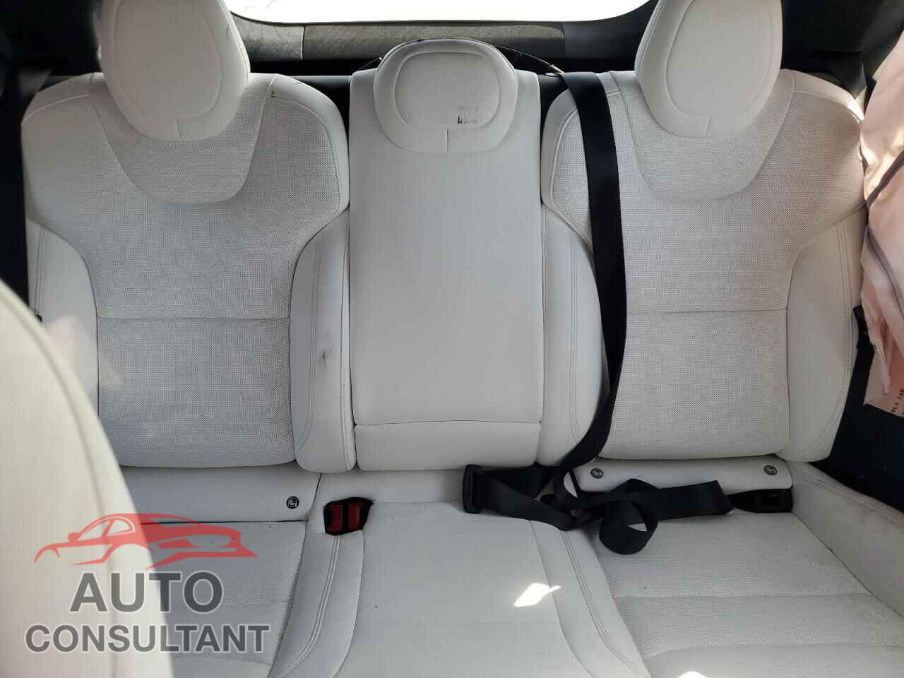 TESLA MODEL S 2023 - 5YJSA1E54PF511125