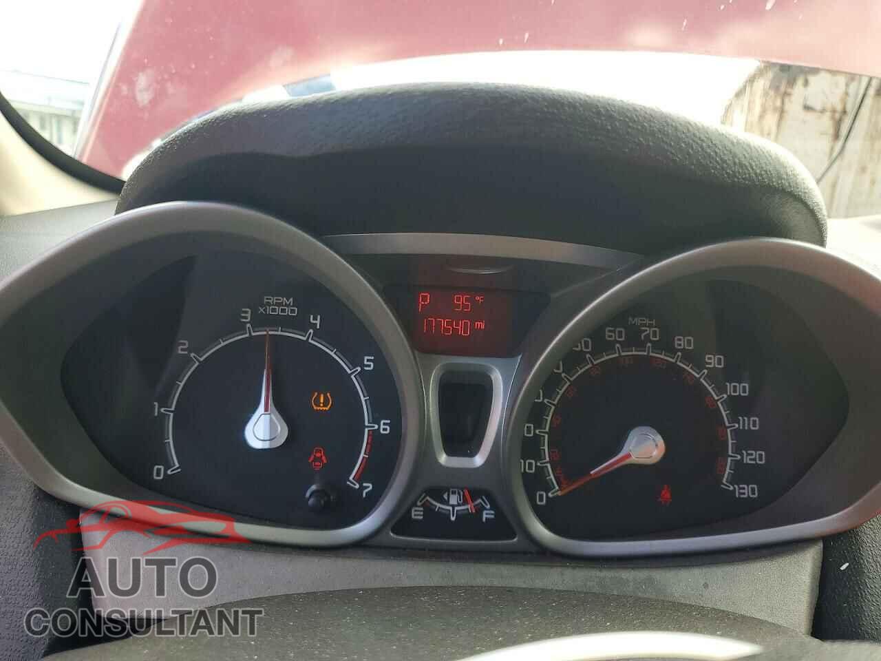 FORD FIESTA 2011 - 3FADP4EJ2BM124640