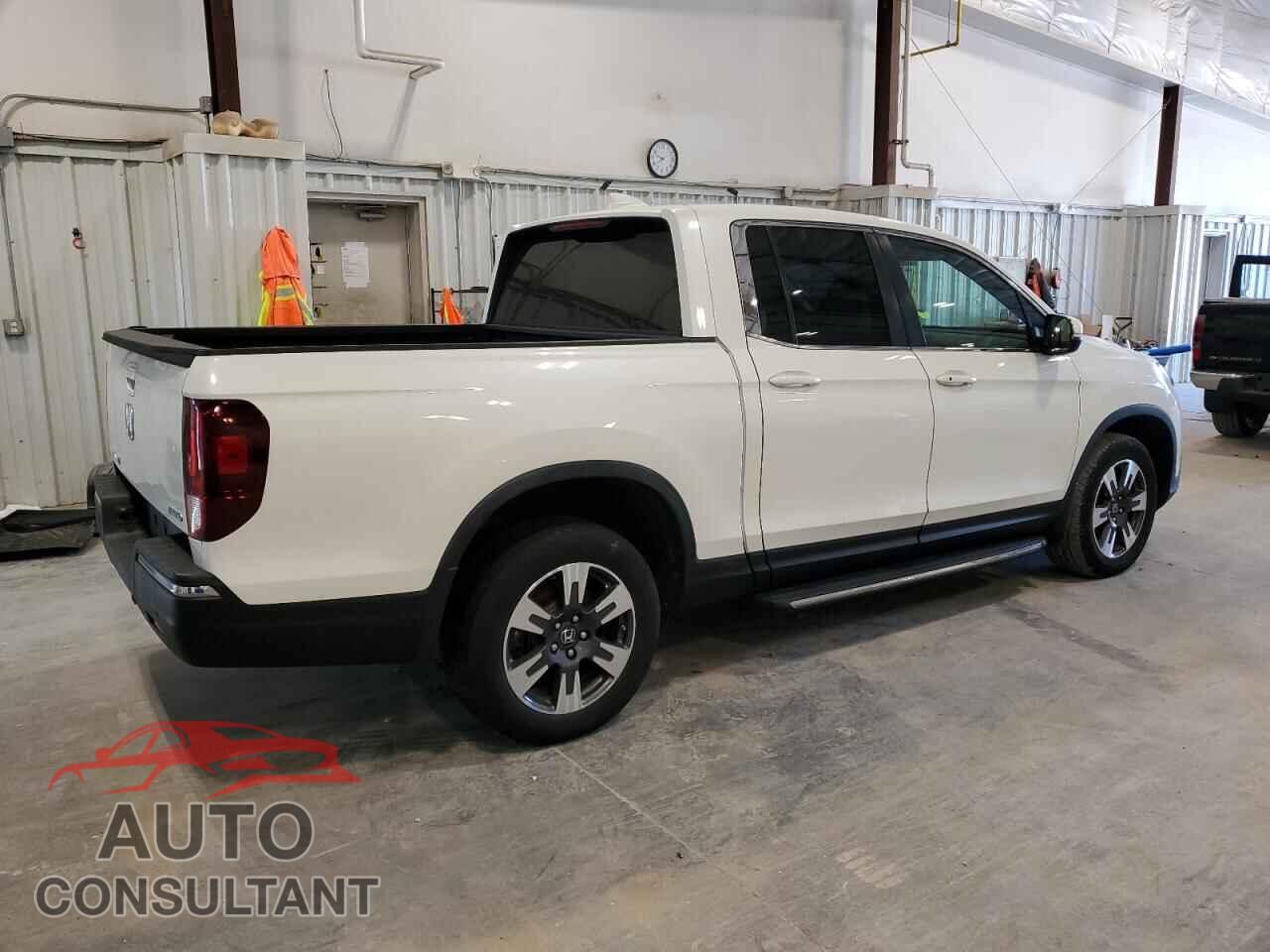 HONDA RIDGELINE 2017 - 5FPYK3F53HB013475