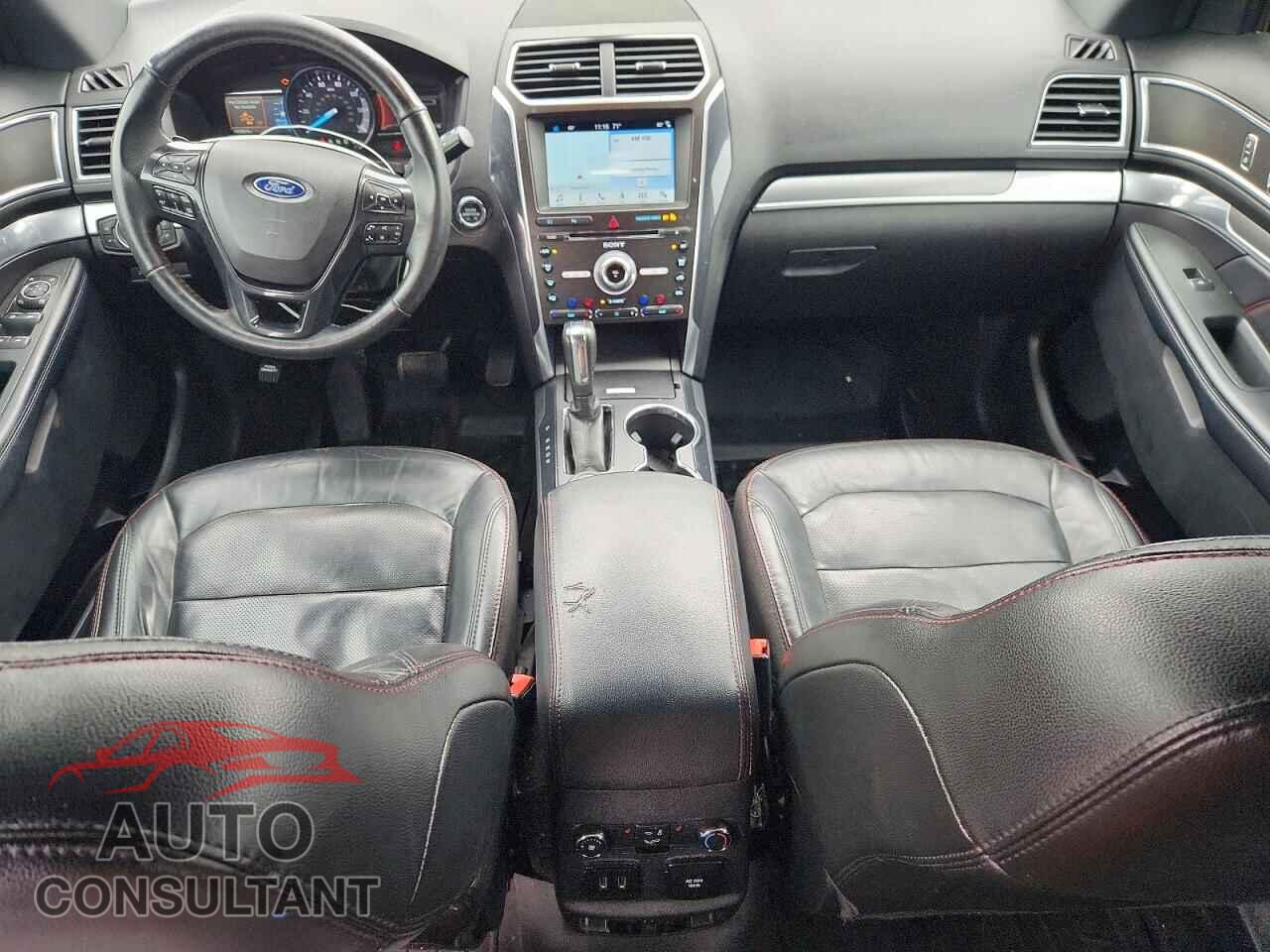 FORD EXPLORER 2018 - 1FM5K8GT4JGB37171