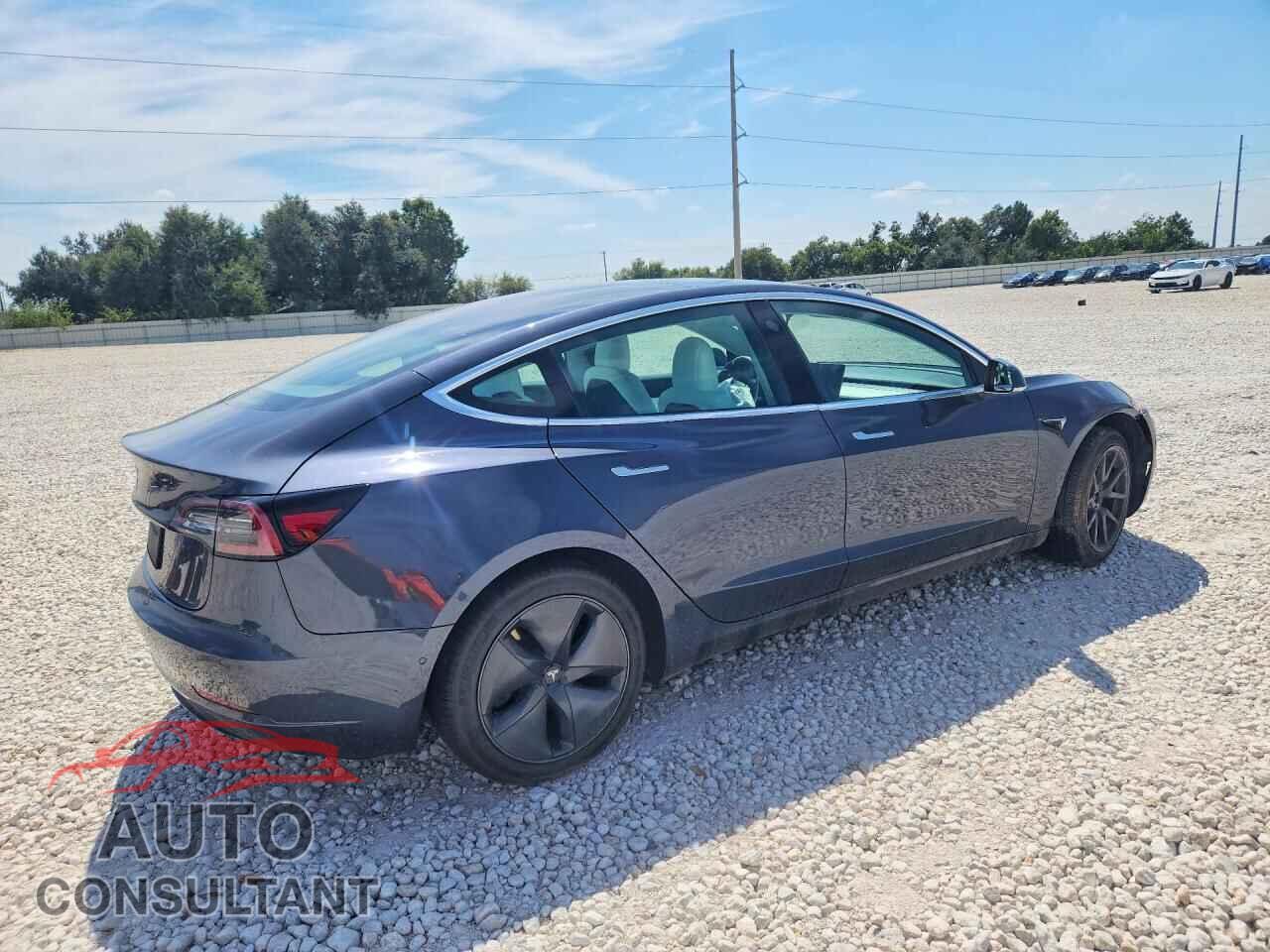 TESLA MODEL 3 2019 - 5YJ3E1EA0KF486092