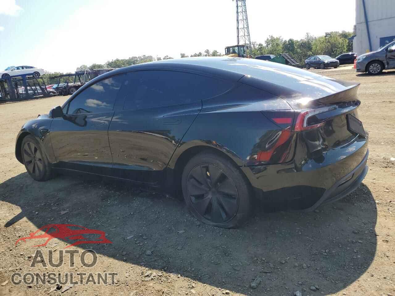 TESLA MODEL 3 2024 - 5YJ3E1EA0RF769375