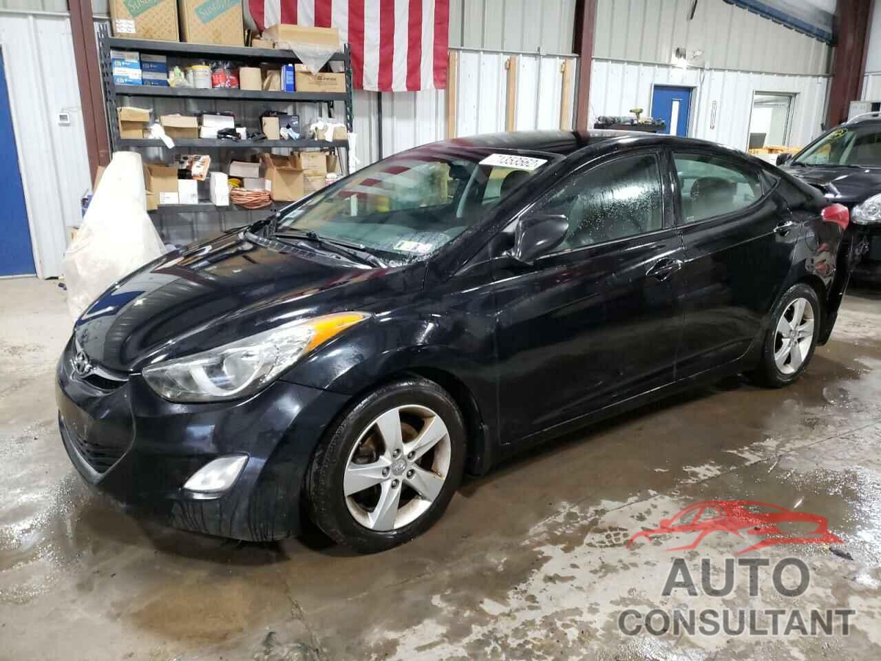 HYUNDAI ELANTRA 2013 - 5NPDH4AE5DH450456