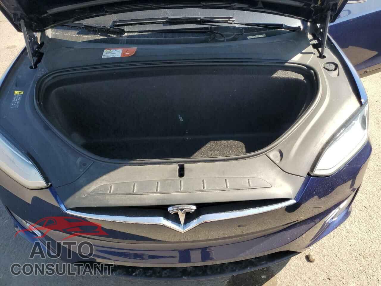TESLA MODEL X 2018 - 5YJXCDE2XJF119636
