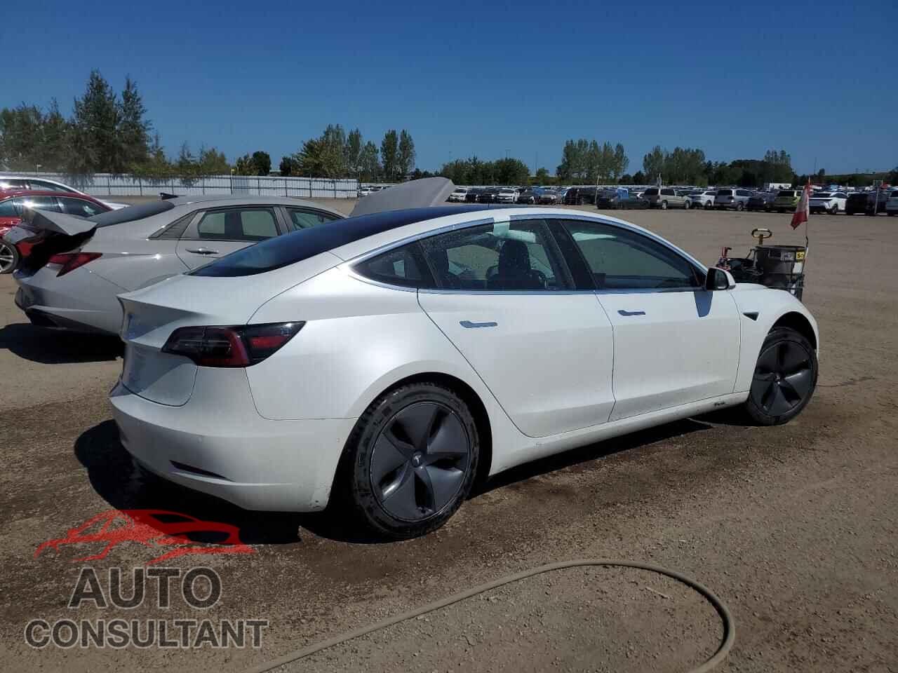 TESLA MODEL 3 2018 - 5YJ3E1EA8JF027861