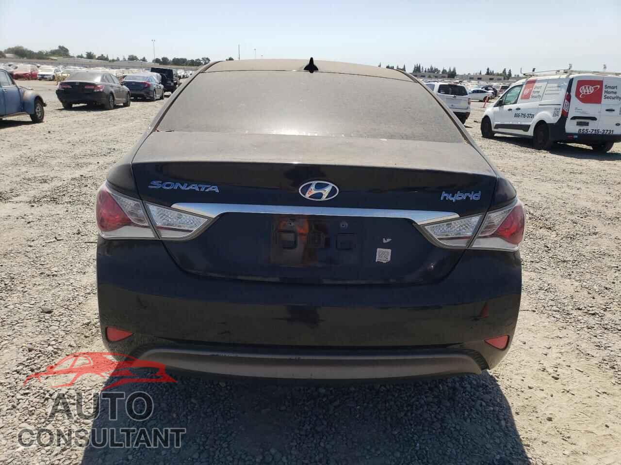 HYUNDAI SONATA 2012 - KMHEC4A40CA034312