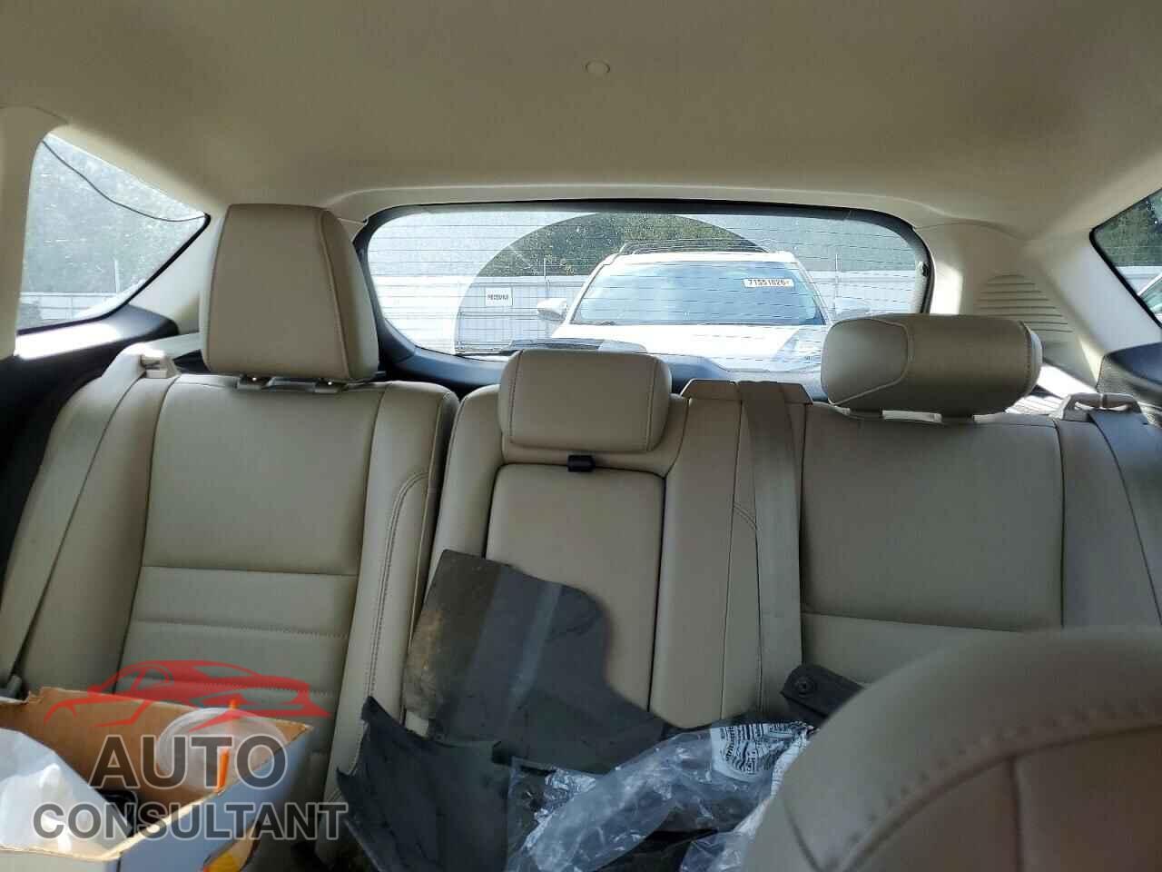 FORD CMAX 2015 - 1FADP5BU8FL123150