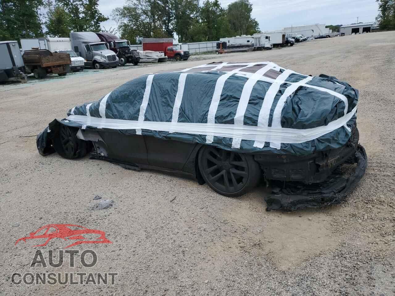 TESLA MODEL S 2021 - 5YJSA1E68MF442136