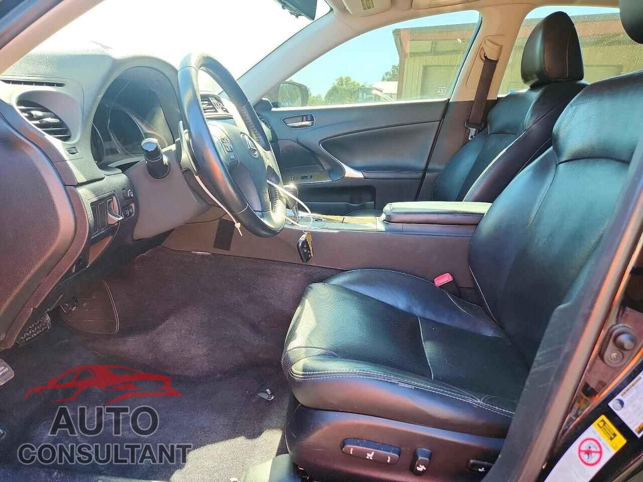 LEXUS IS 2010 - JTHCF5C25A5041765