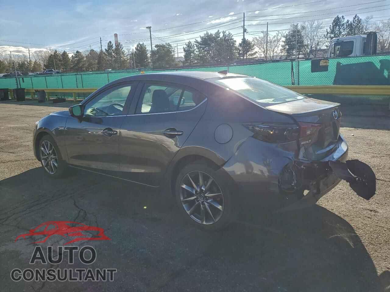 MAZDA 3 2018 - 3MZBN1V35JM162317