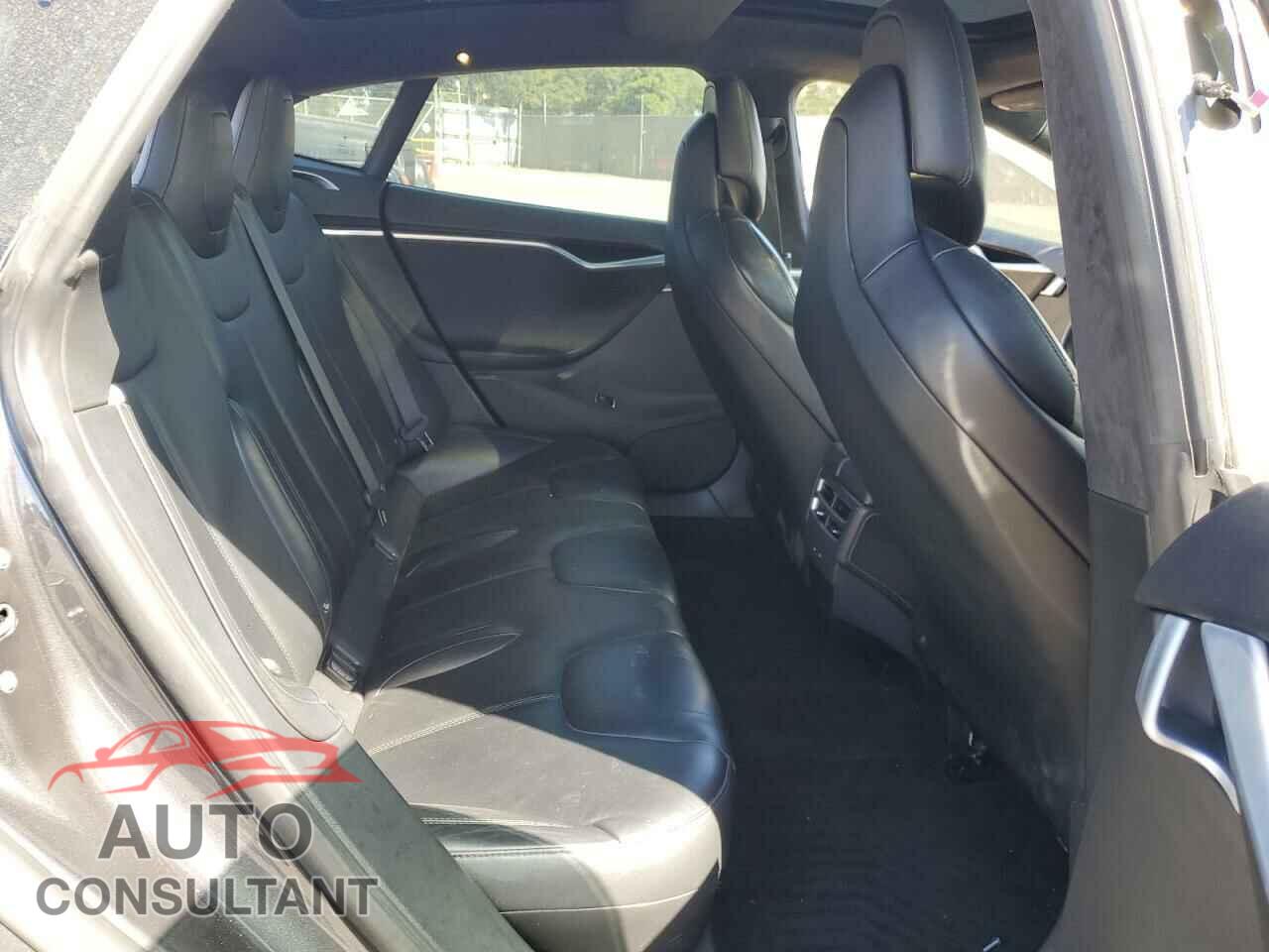 TESLA MODEL S 2017 - 5YJSA1E43HF200066