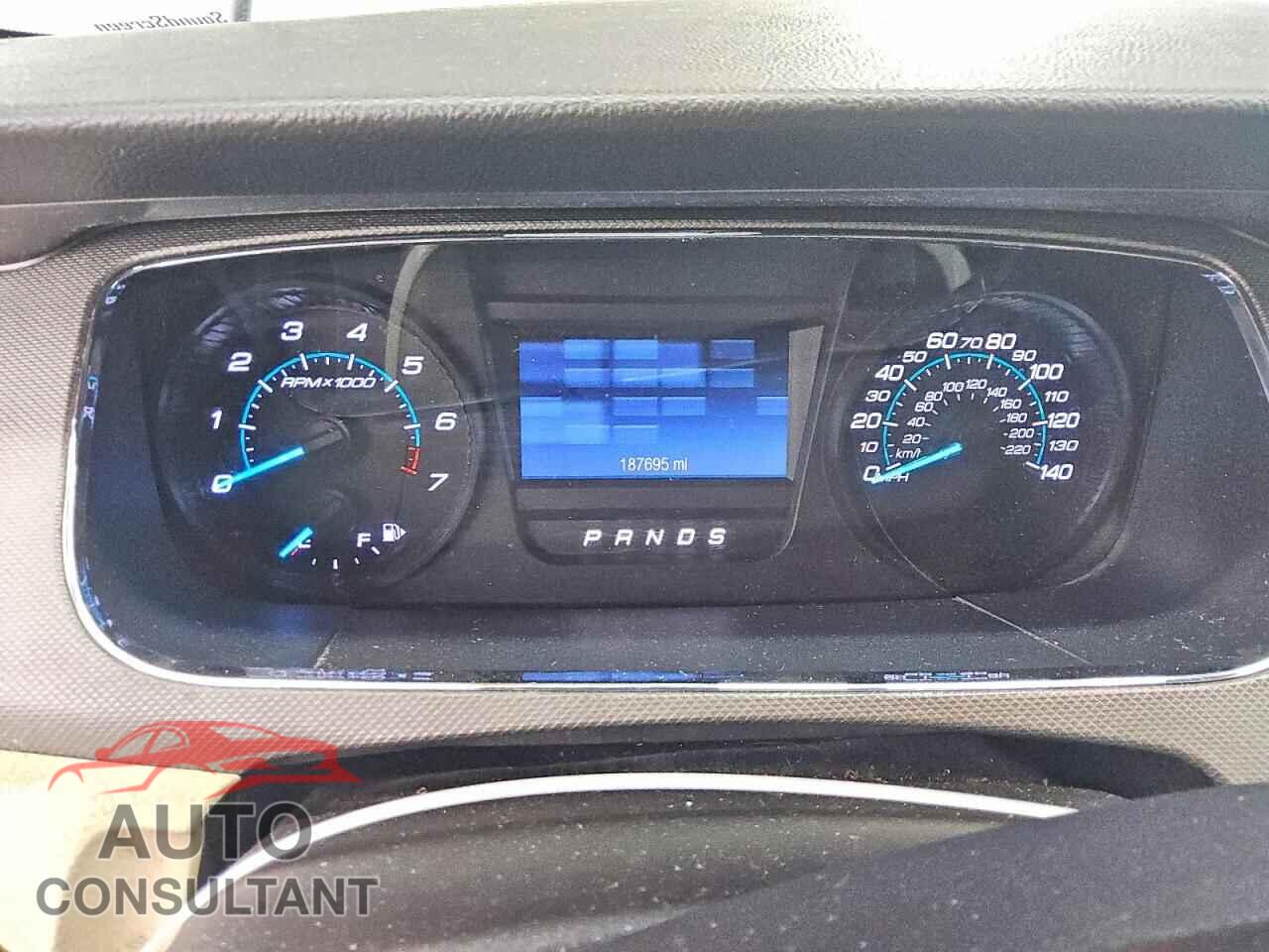 FORD TAURUS 2017 - 1FAHP2D86HG100025