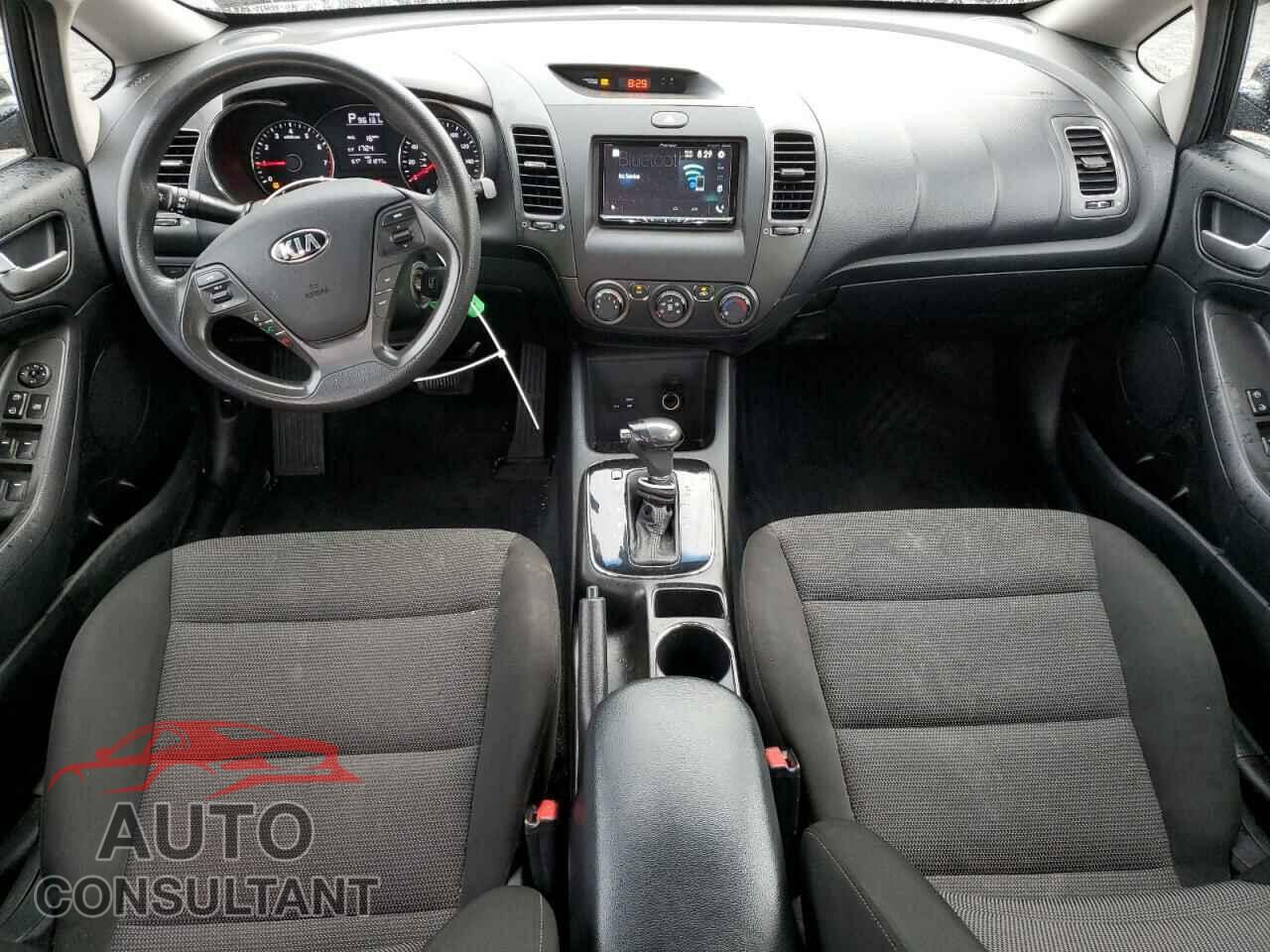 KIA FORTE 2017 - 3KPFK4A70HE071564