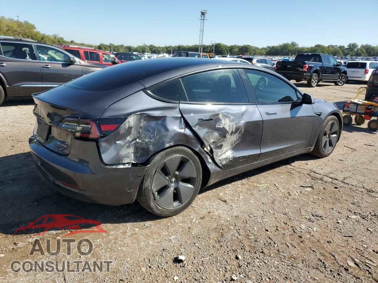 TESLA MODEL 3 2021 - 5YJ3E1EB9MF853132