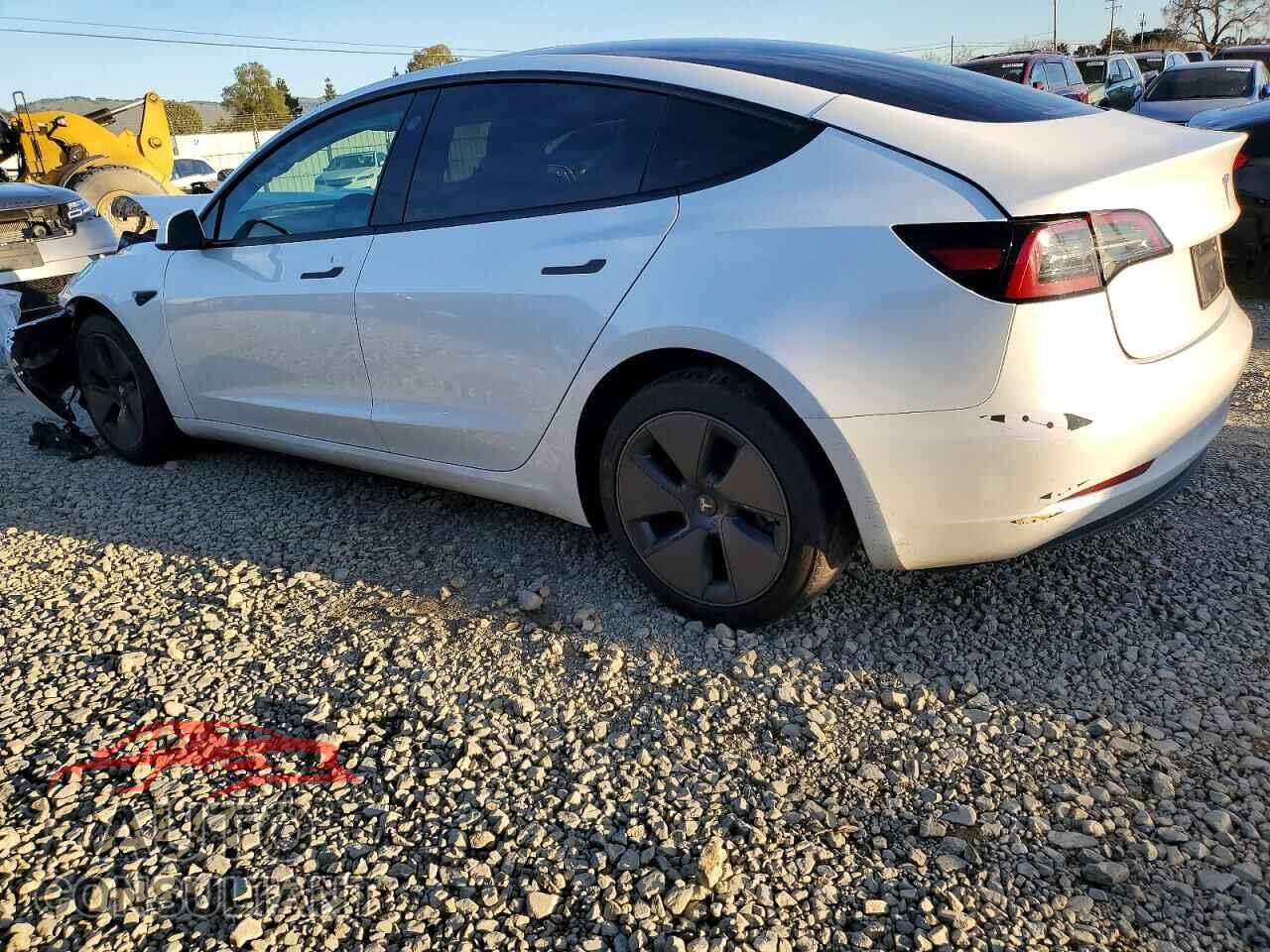 TESLA MODEL 3 2023 - 5YJ3E1EA6PF579237
