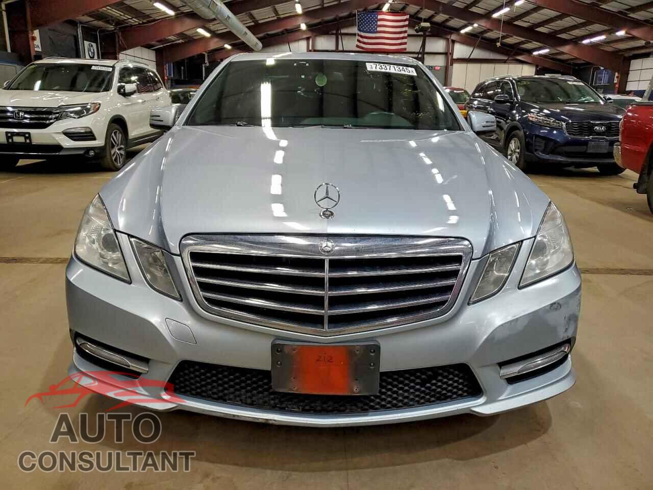 MERCEDES-BENZ E-CLASS 2013 - WDDHF8JB0DA723272