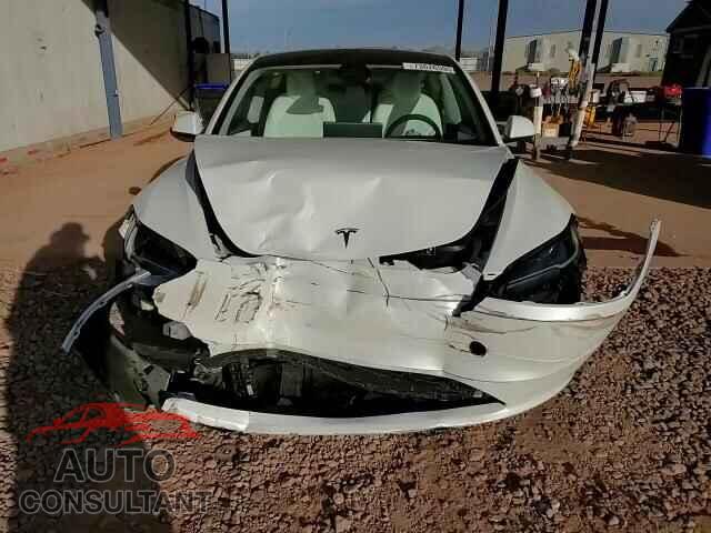 TESLA MODEL 3 2024 - 5YJ3E1EA7RF833752