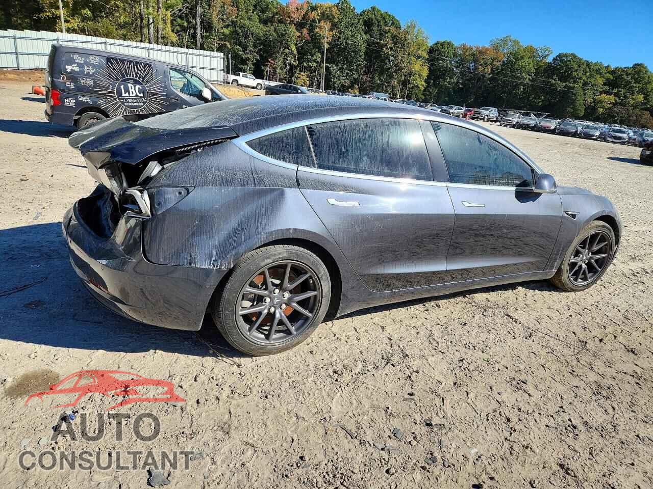 TESLA MODEL 3 2018 - 5YJ3E1EAXJF077502